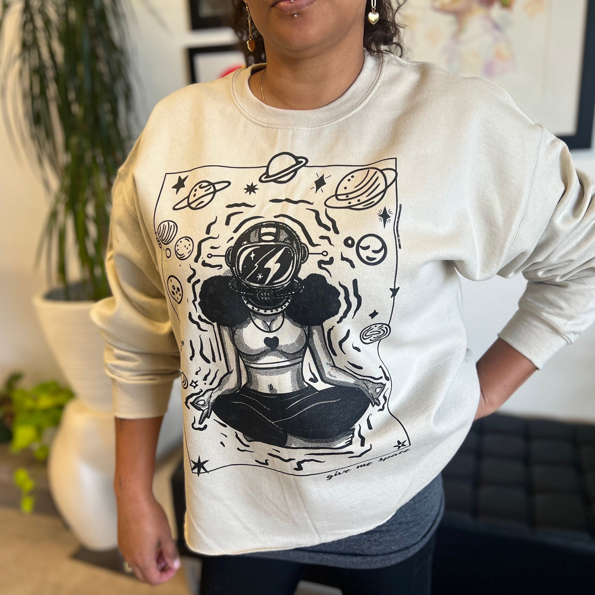 Give Me Space' Raw Hem Oversized Crew Neck Sweatshirt – ROCKaBLOCK